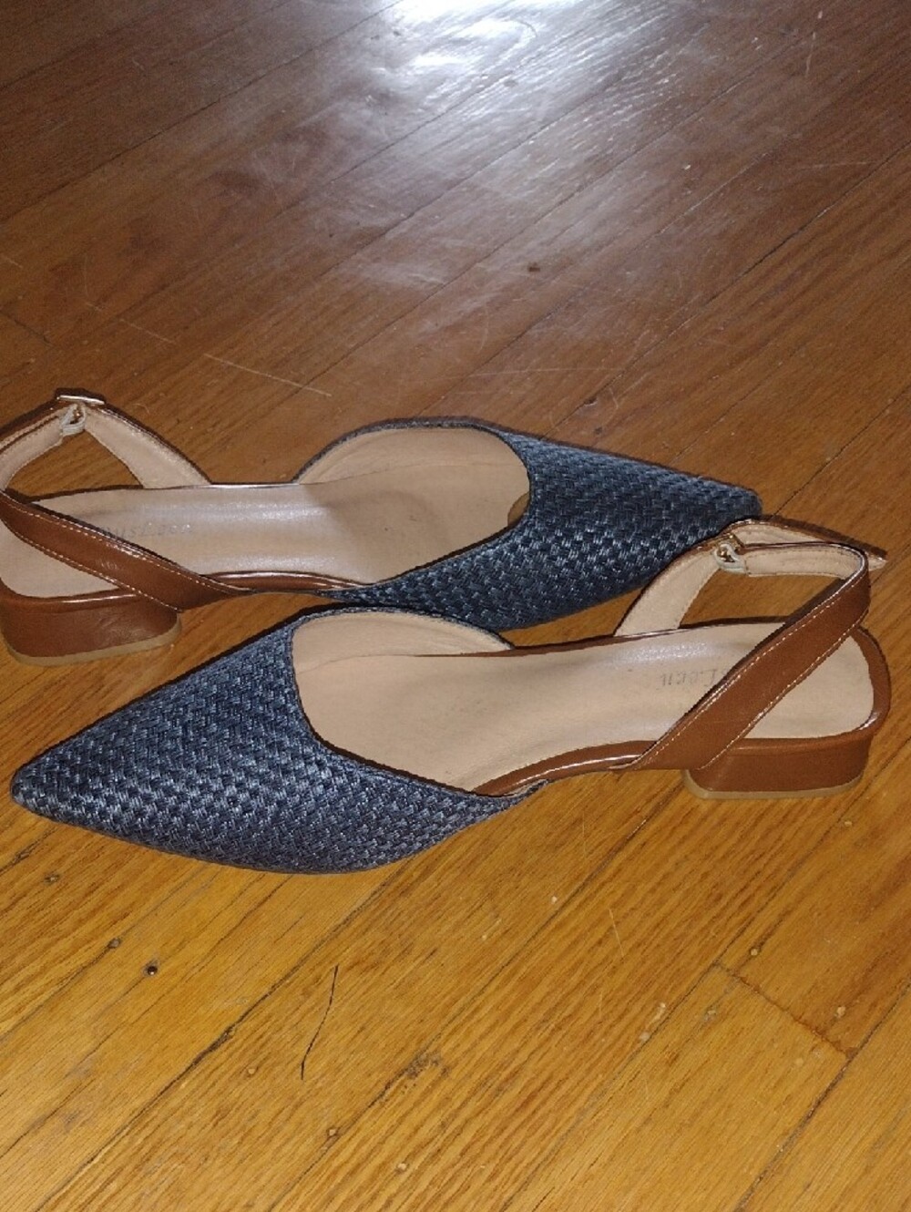 Pointed Toe Slingback Flats in Navy and Brown - Picture 4 of 5